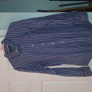 Ralph Lauren Botton up shirt Size Medium